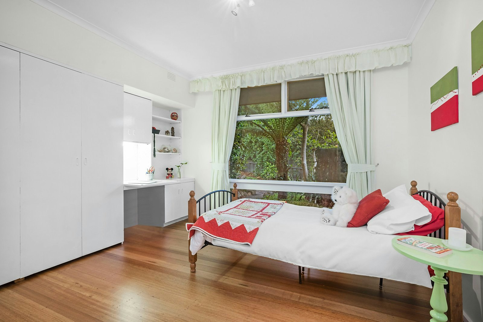 27 Menzies Close, Frankston South, VIC