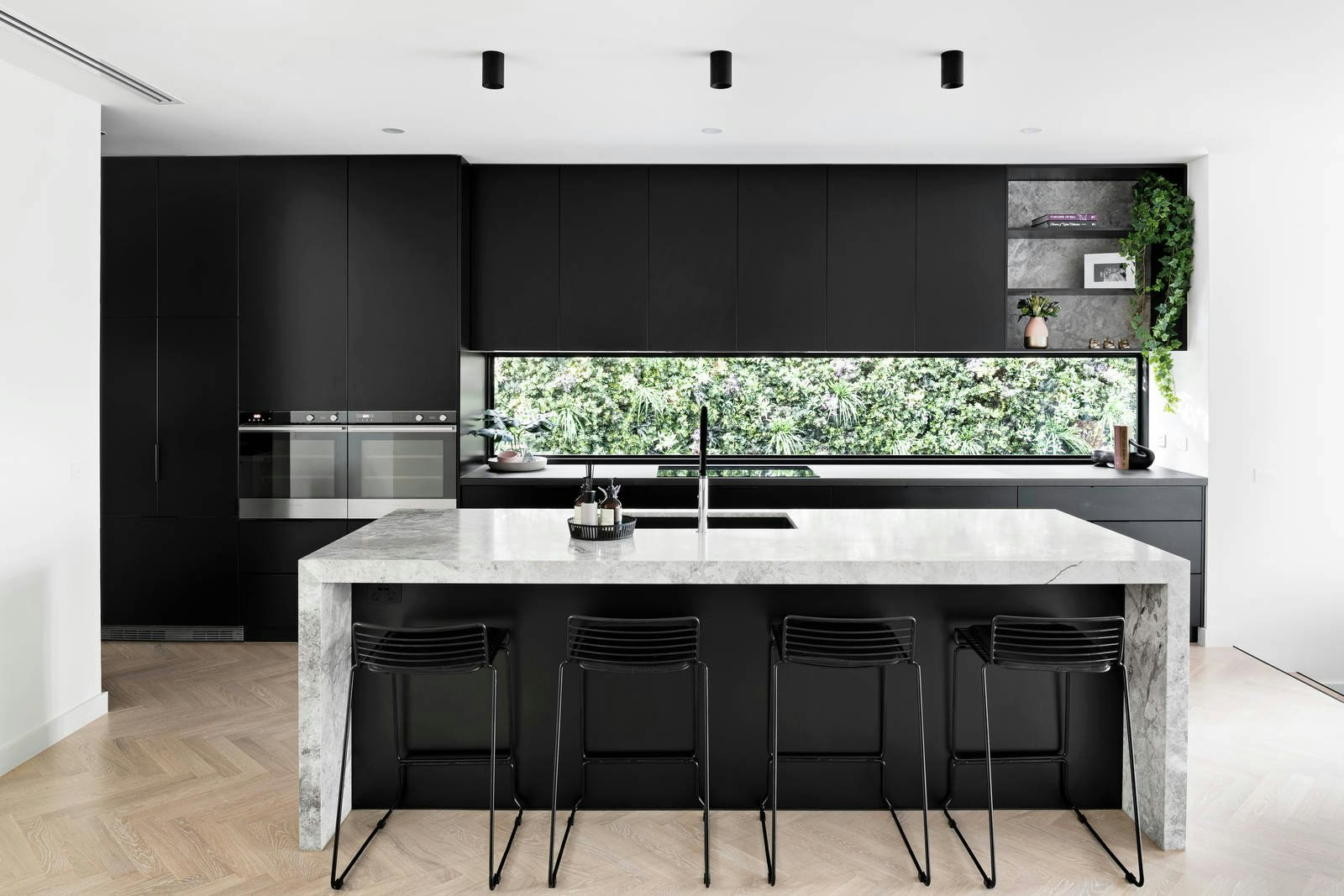 19 Hargreaves Street, Mornington, VIC