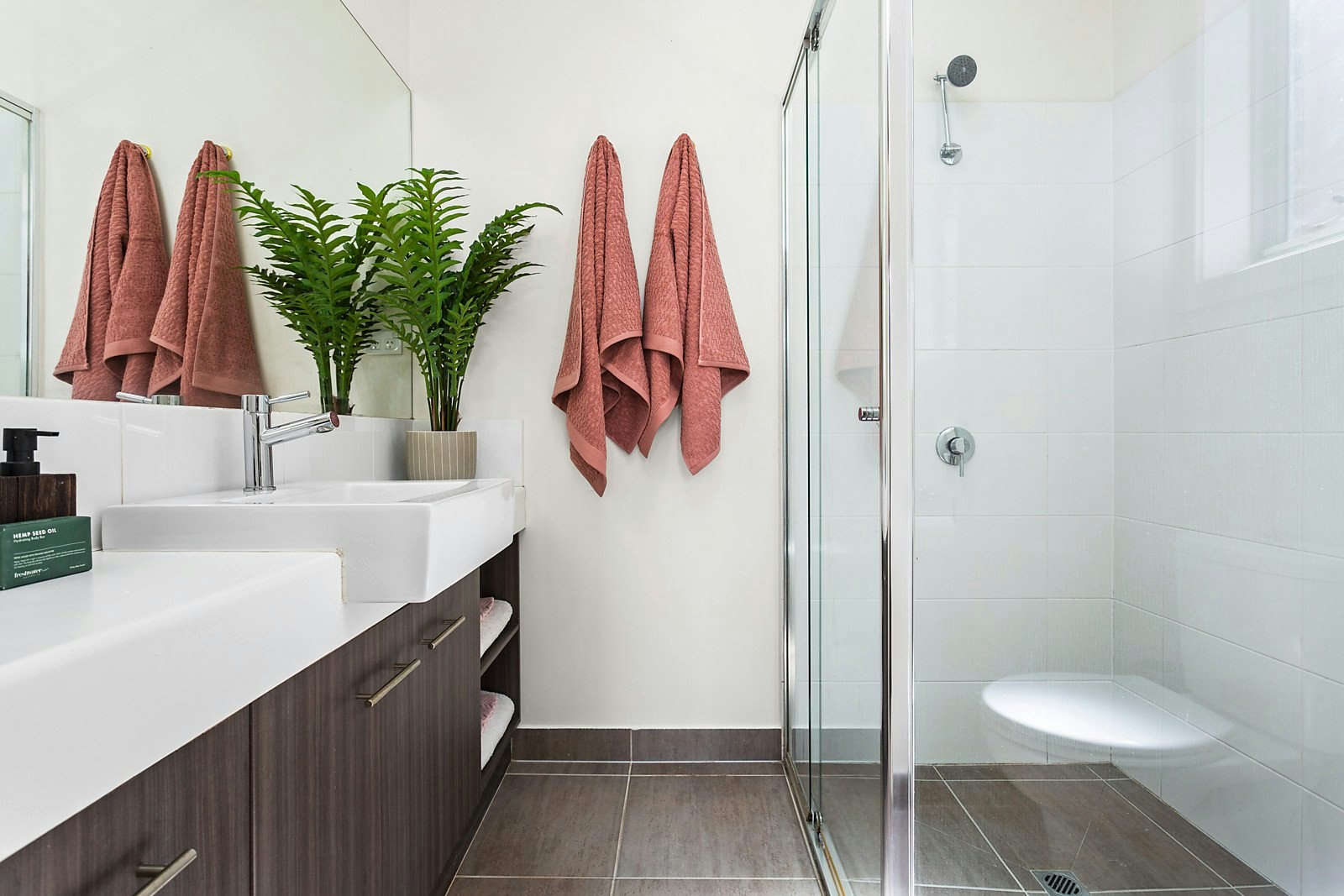 16/27 Green Island Avenue, Mount Martha, VIC