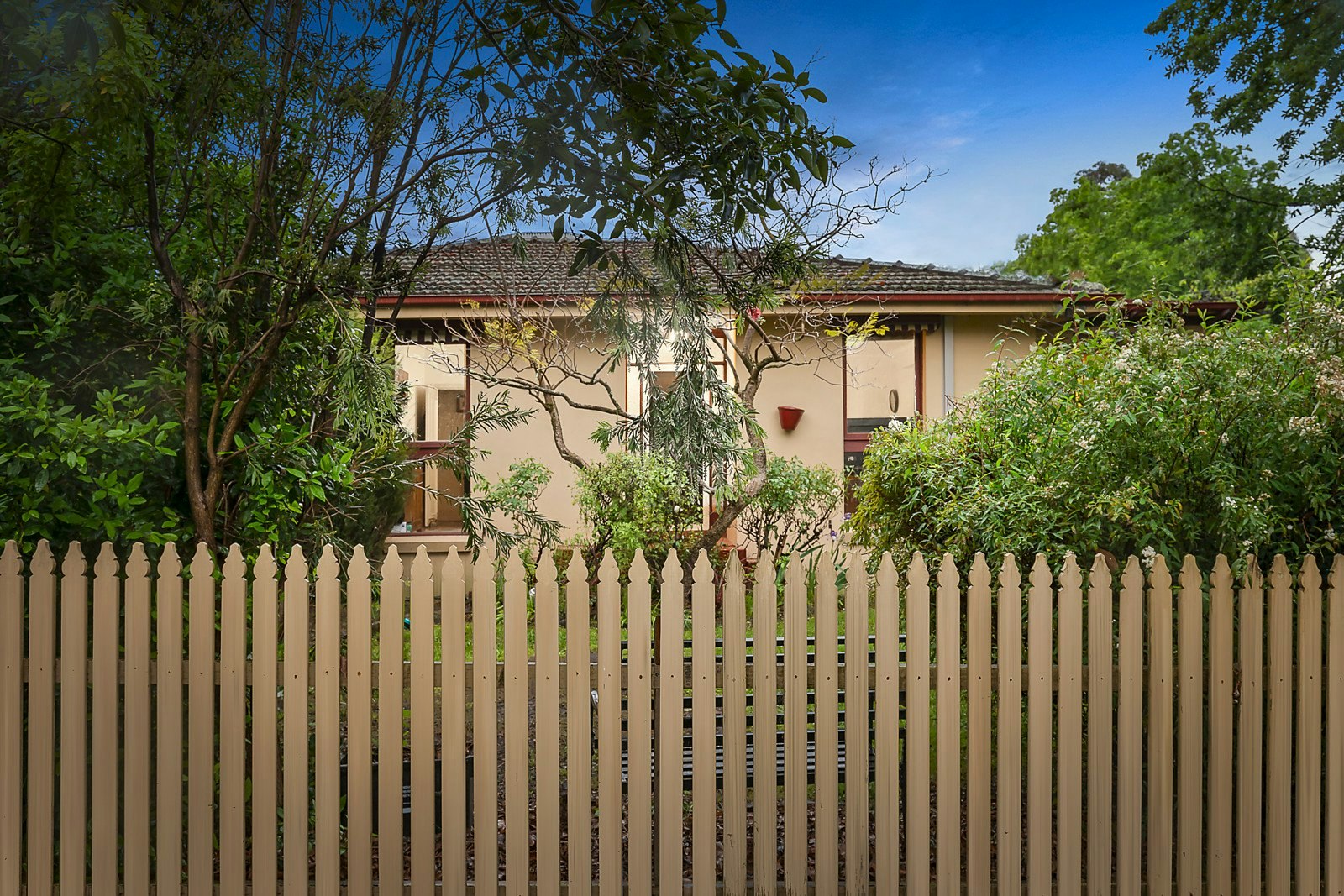 2 Banool Road, Surrey Hills, VIC