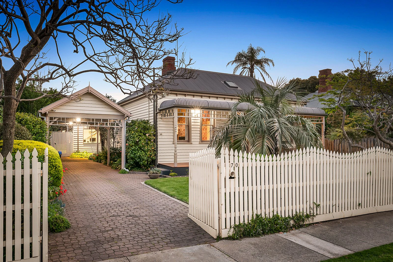 70 Holyrood Street, Hampton, VIC