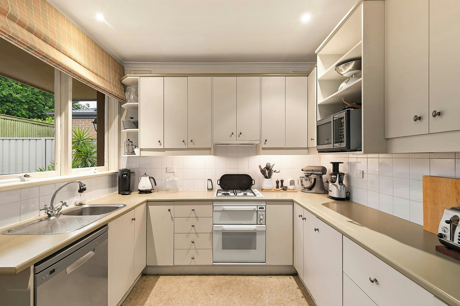 2 Banool Road, Surrey Hills, VIC