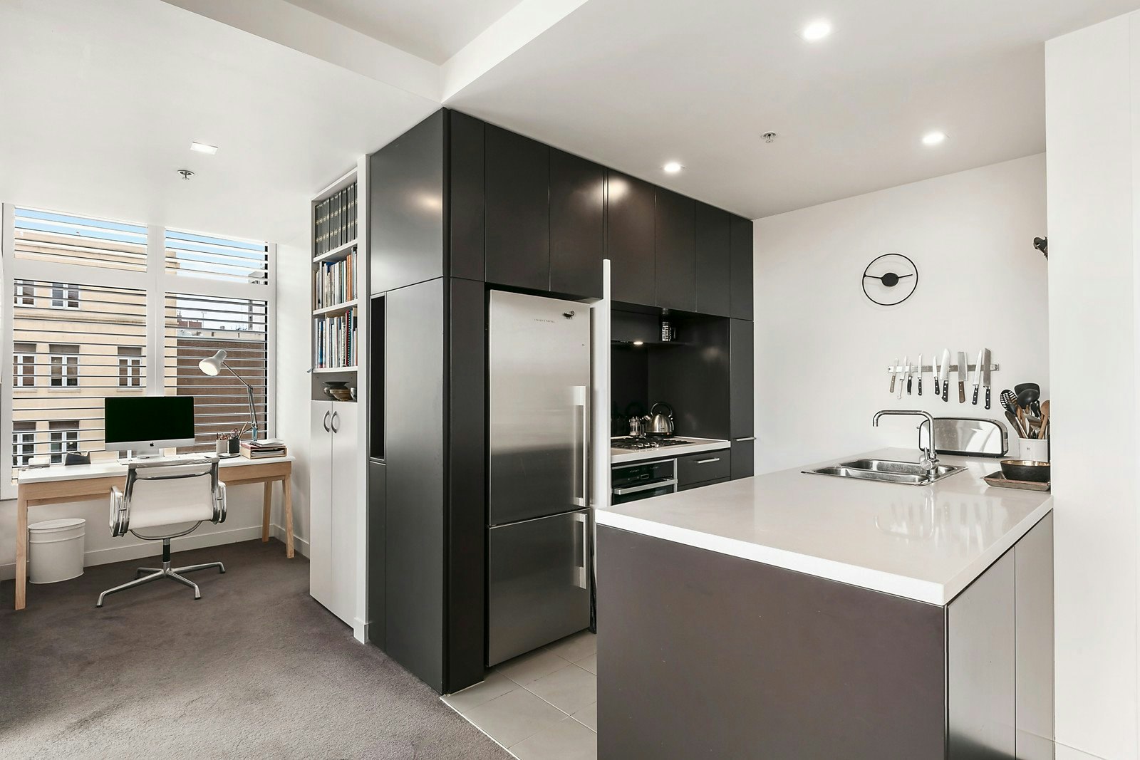 505/9 Eades Street, East Melbourne, VIC