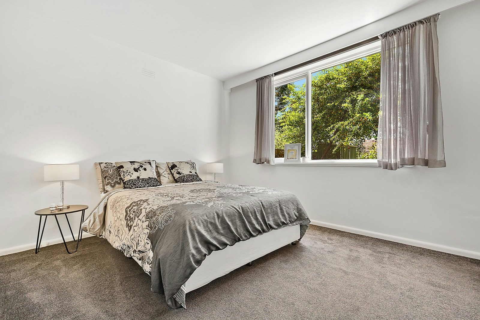 2/17 Fisher Street, Malvern East, VIC
