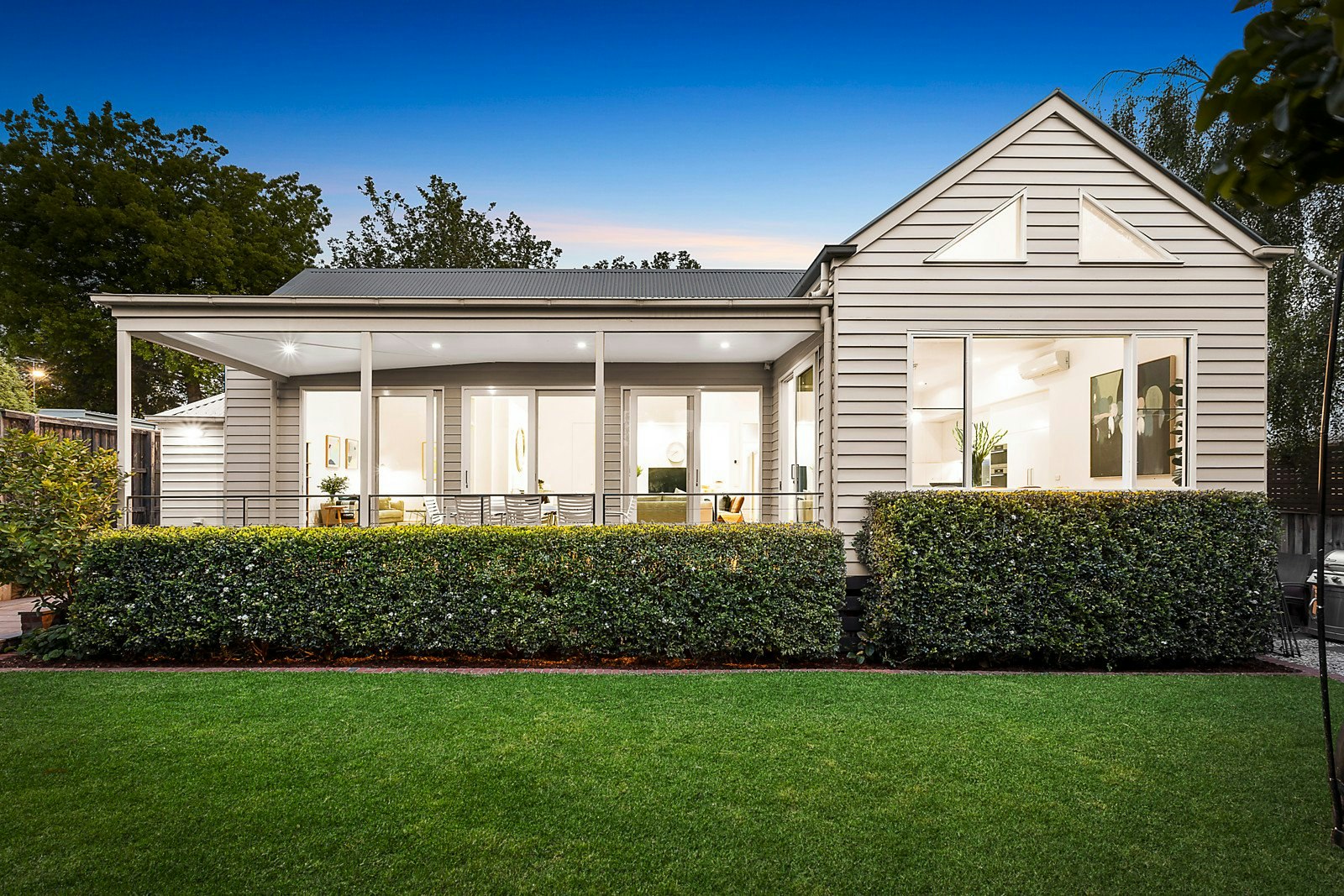 25 Selwyn Street, Canterbury, VIC