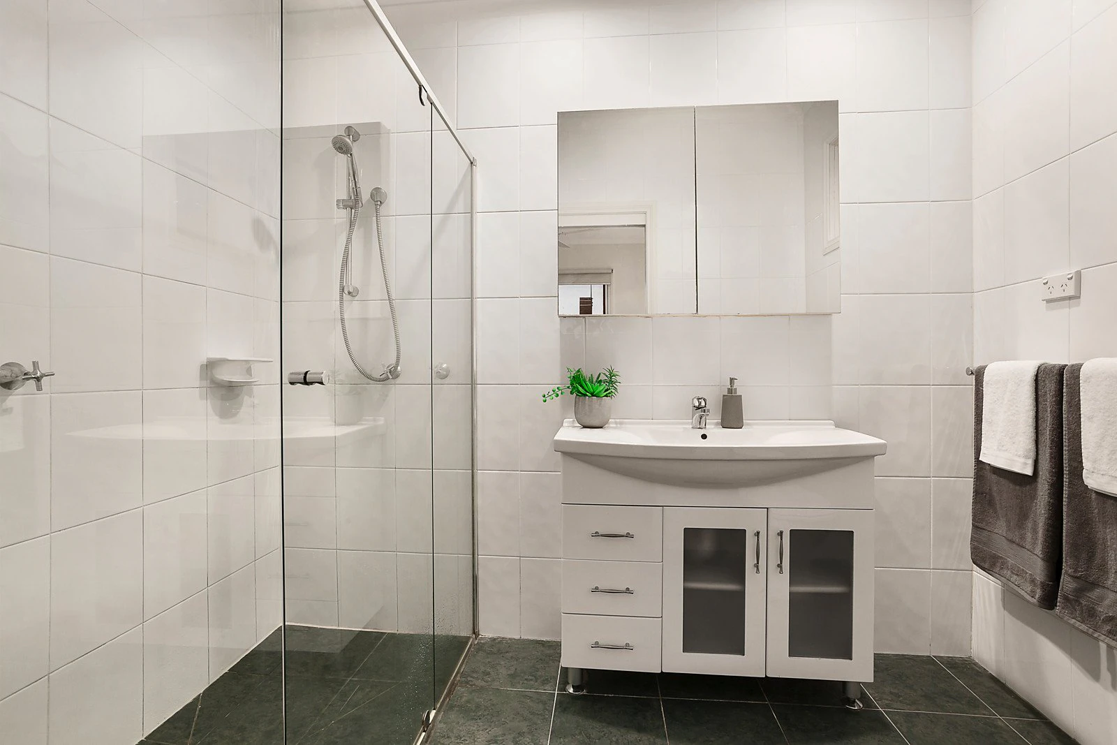 6/41 Parkhill Road, Kew, VIC