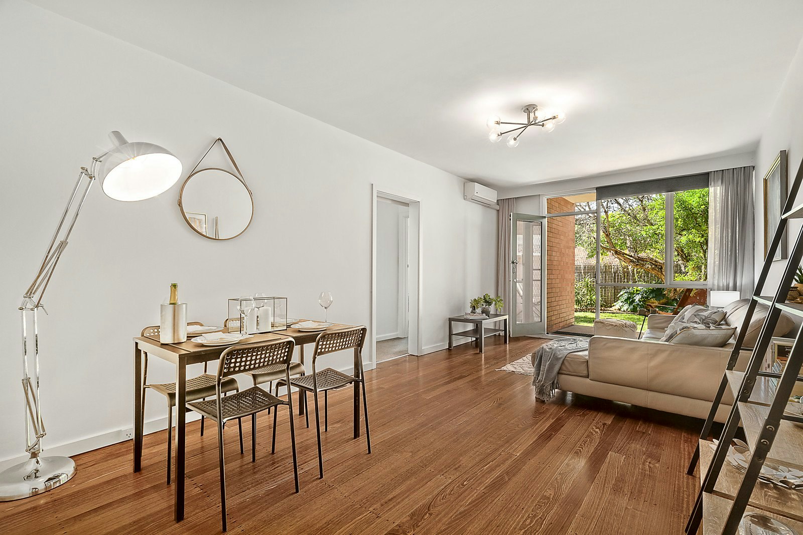 2/17 Fisher Street, Malvern East, VIC