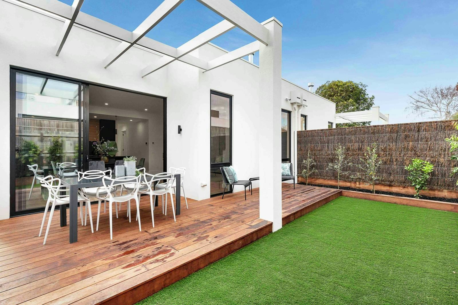 1/32 Dava Drive, Mornington, VIC