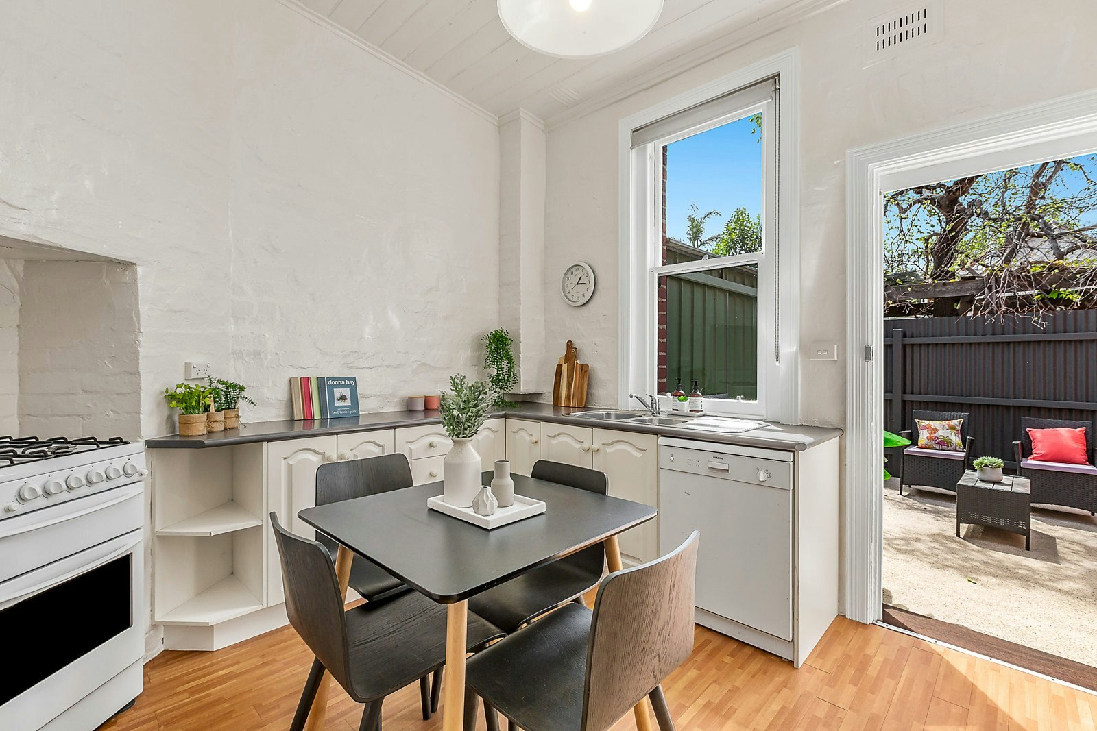 31 Little Page Street, Albert Park, VIC