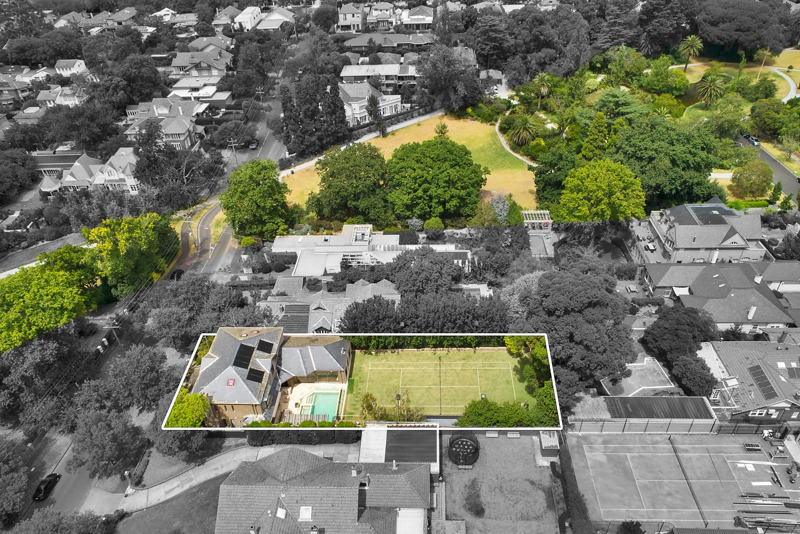 17 Glenbrook Avenue, Malvern East, VIC