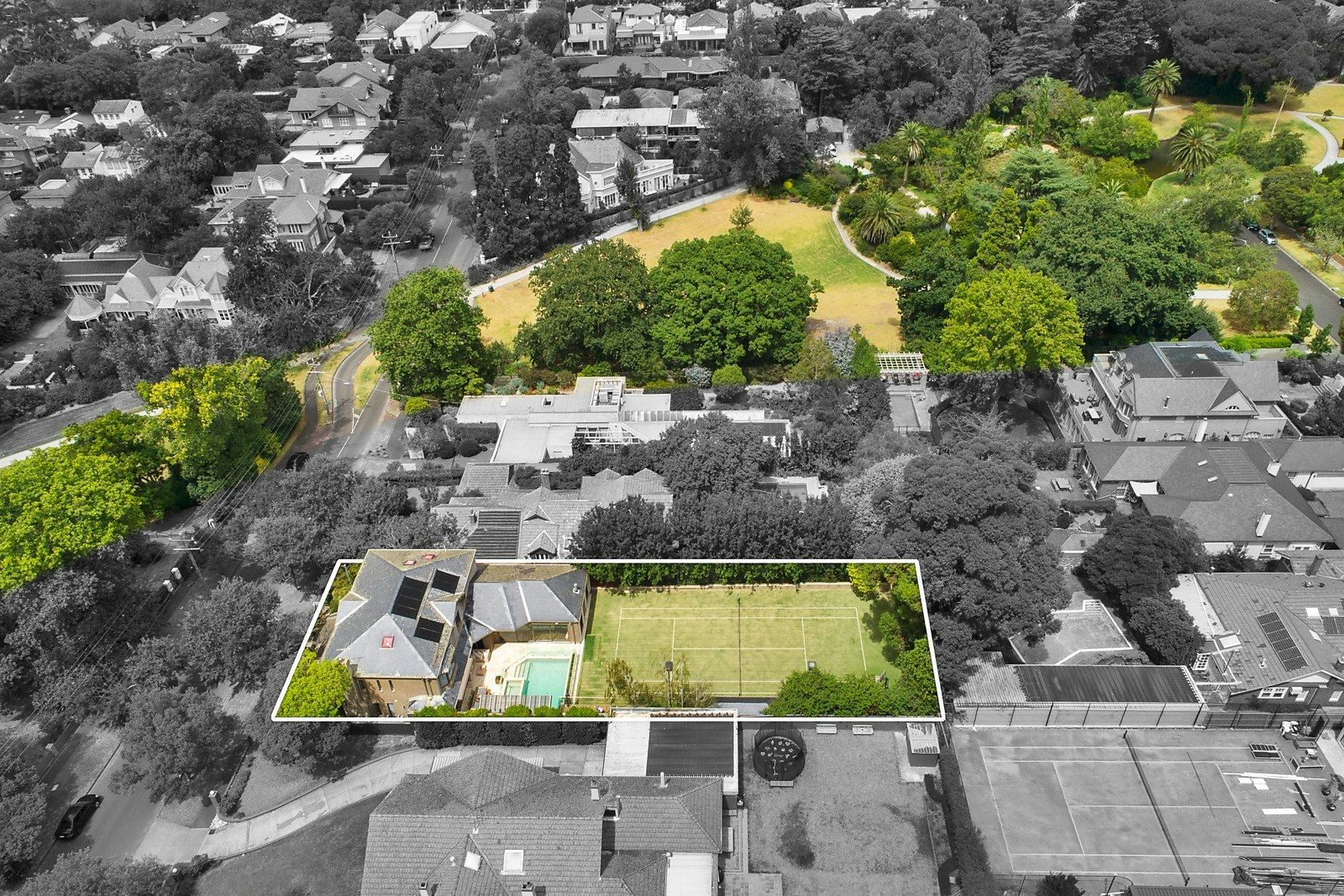 17 Glenbrook Avenue, Malvern East, VIC