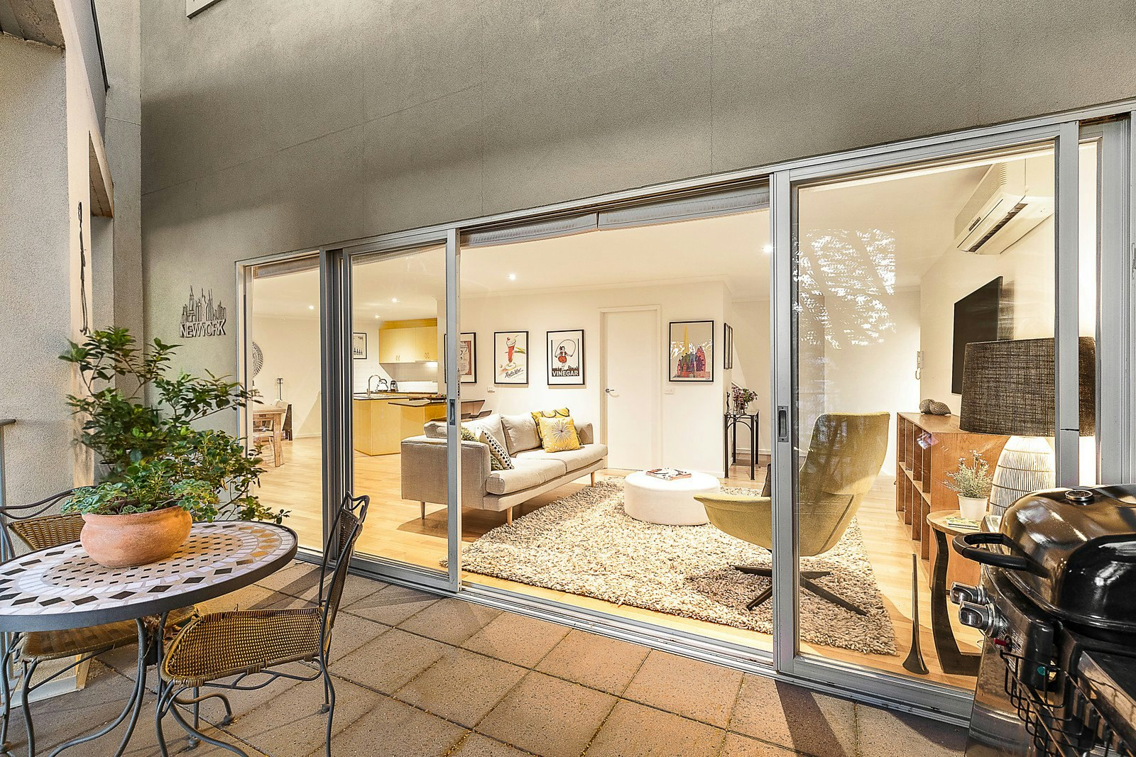 1/2 Melville Street, Hawthorn, VIC