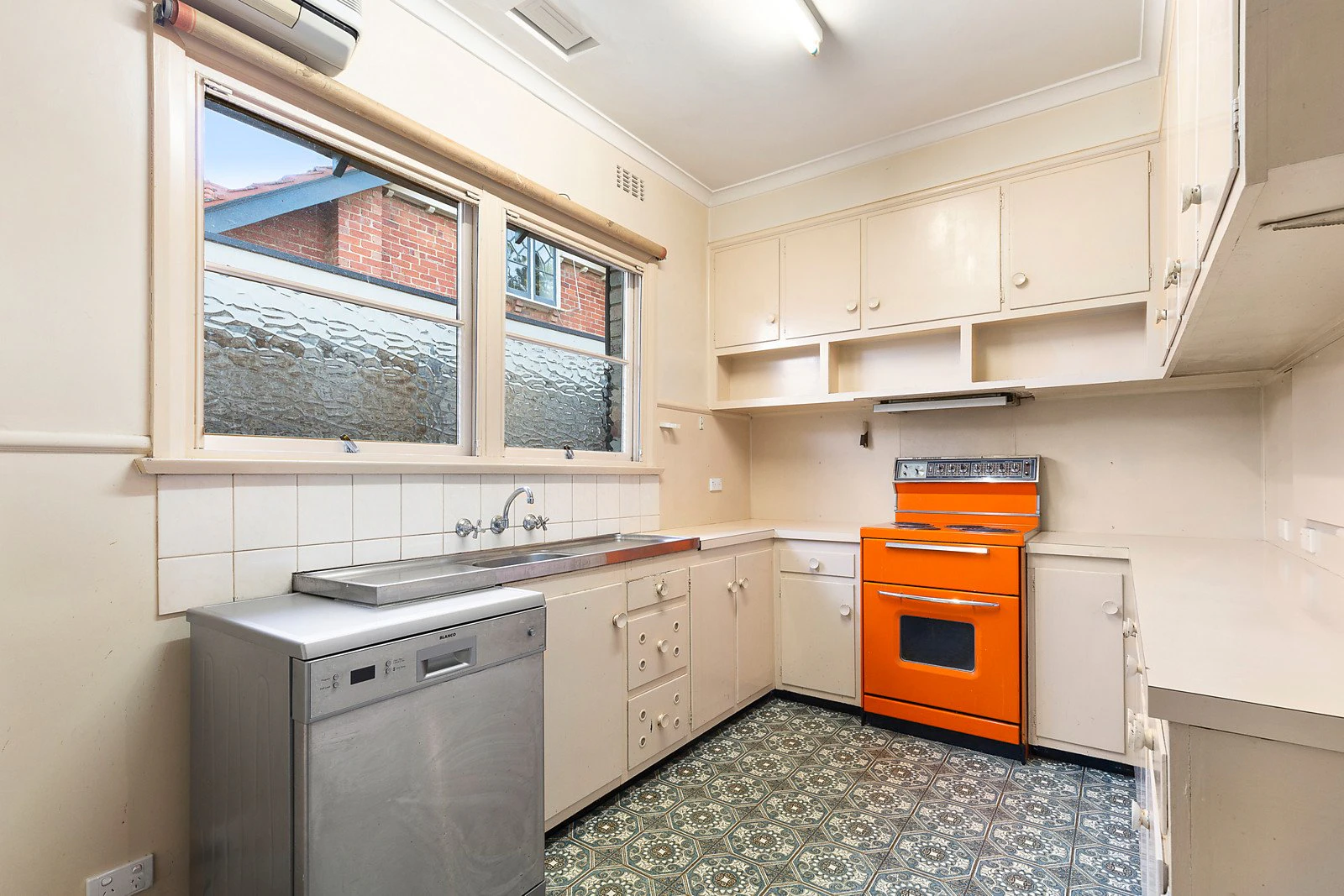 10A Wellesley Street, Mont Albert, VIC