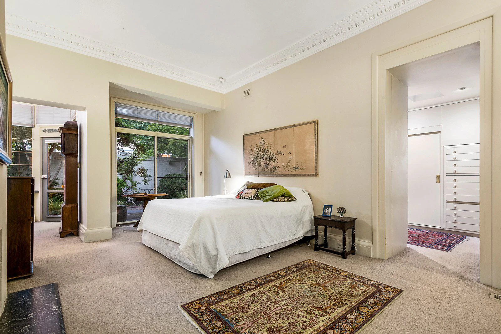 11 Douglas Street, Toorak, VIC