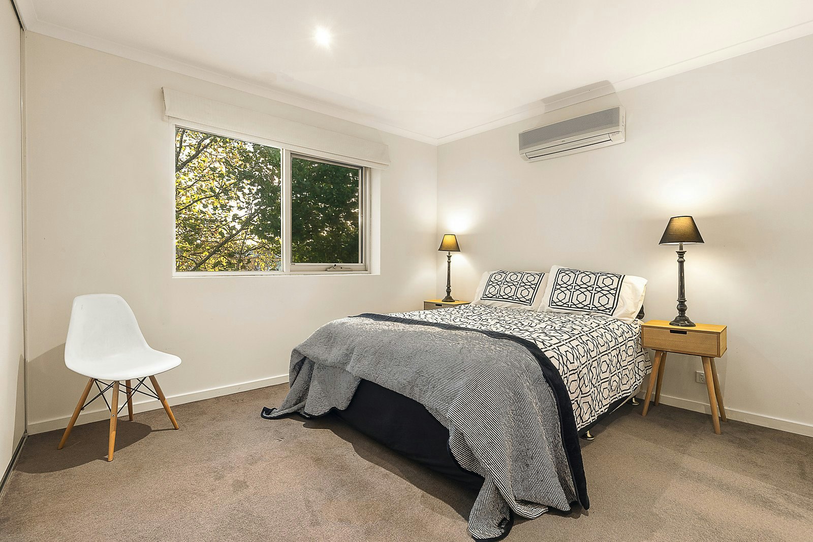 1/2 Melville Street, Hawthorn, VIC