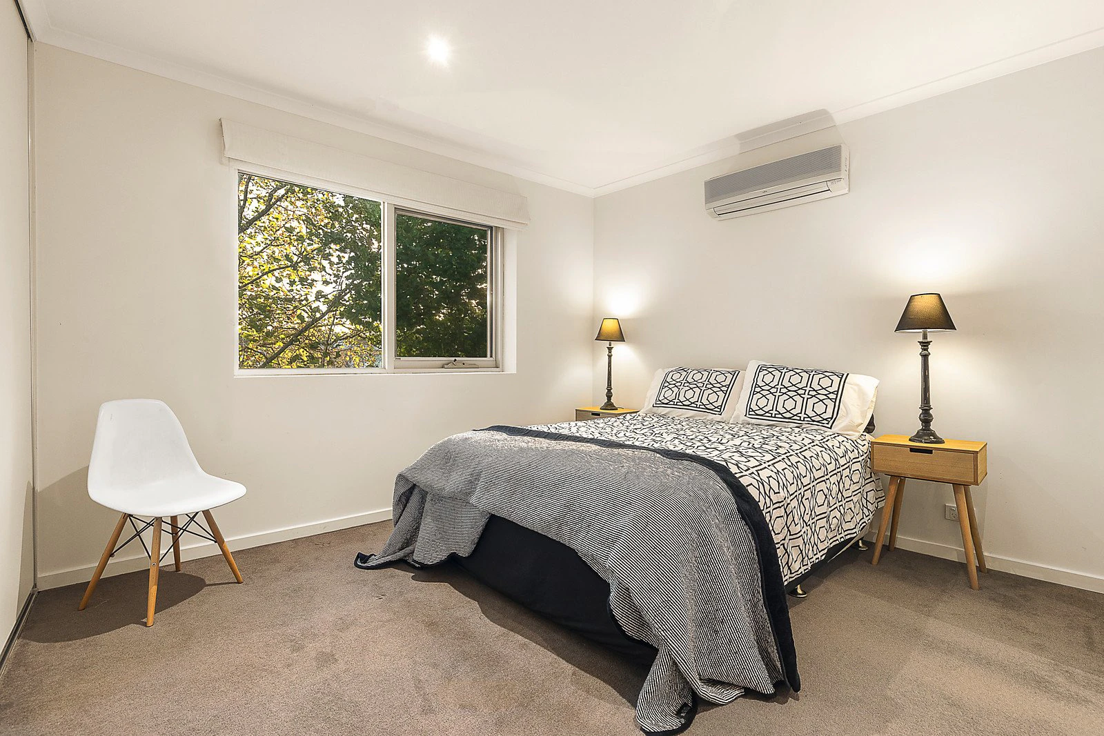 1/2 Melville Street, Hawthorn, VIC