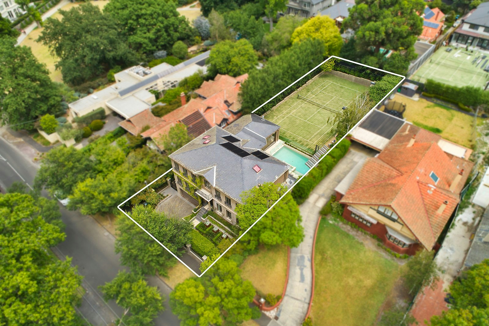 17 Glenbrook Avenue, Malvern East, VIC