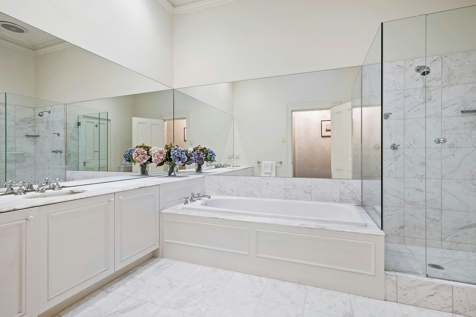 488 Victoria Parade, East Melbourne, VIC