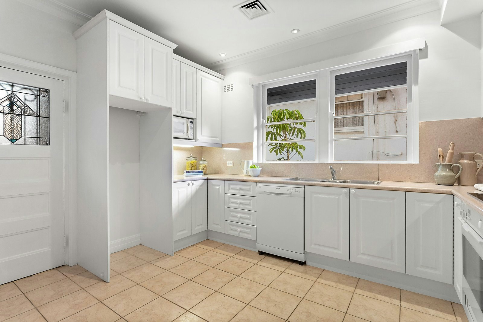 2/6 Grange Road, Toorak, VIC