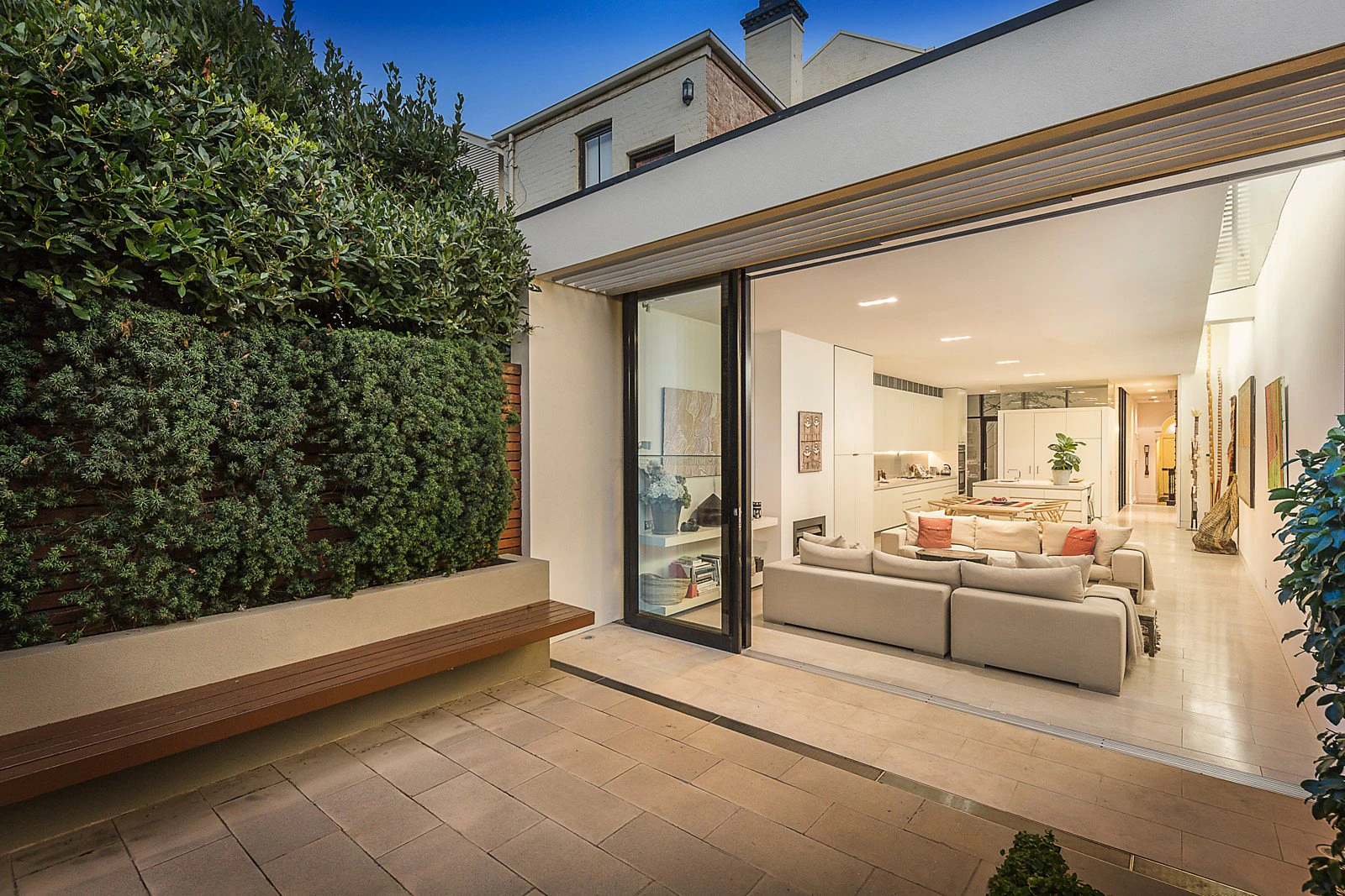 46 Howe Crescent, South Melbourne, VIC