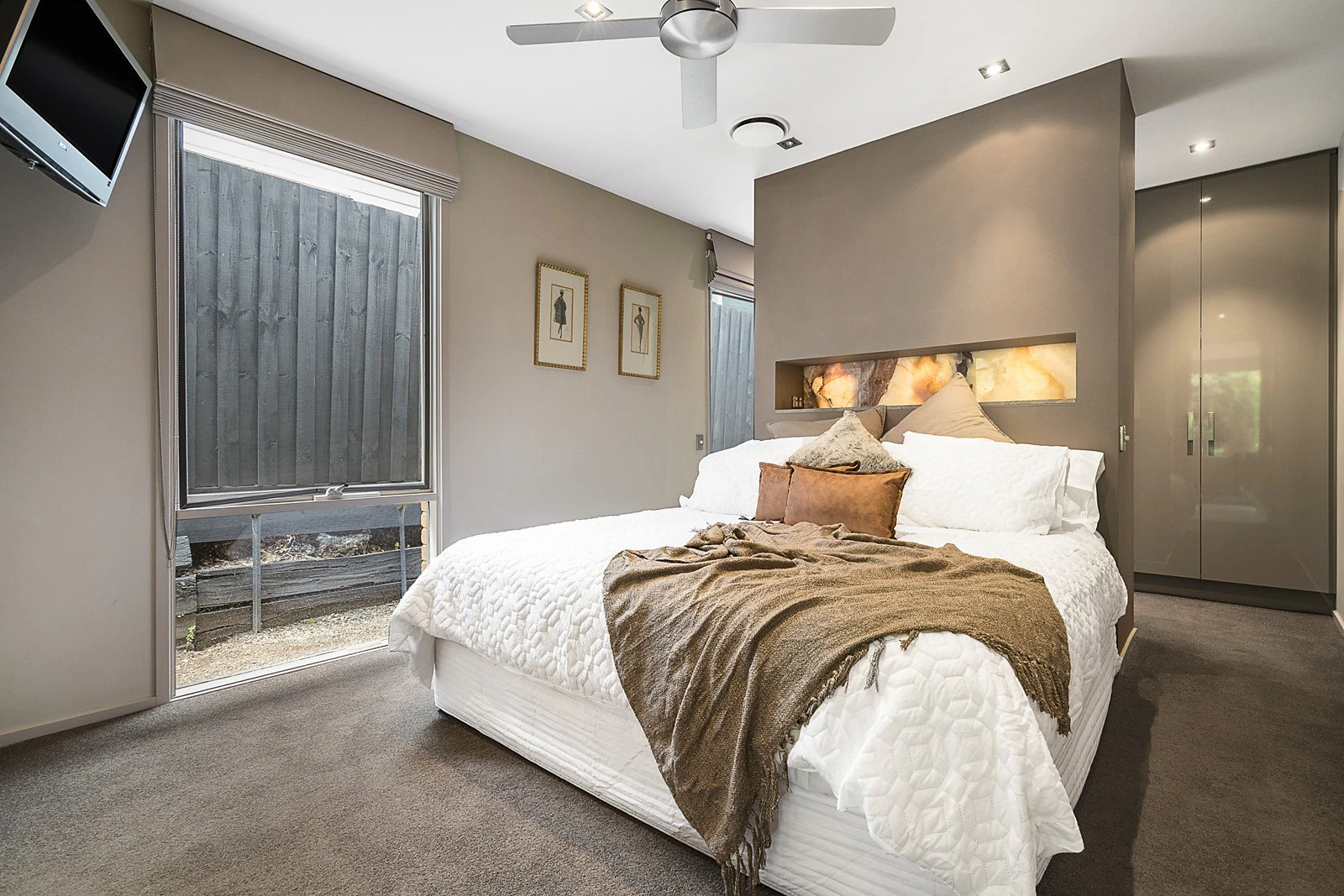 4 Elaroo Avenue, Camberwell, VIC