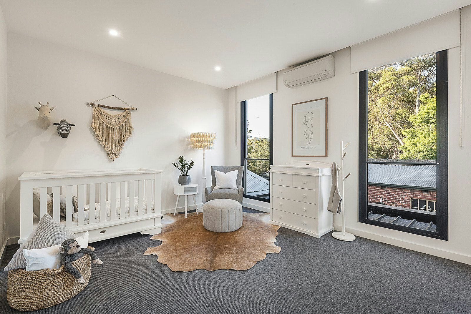 10 Chatham Road, Canterbury, VIC