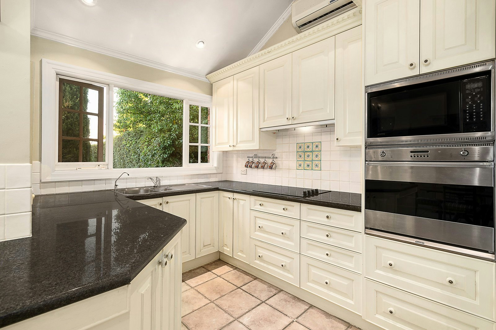 37 Christowel Street, Camberwell, VIC