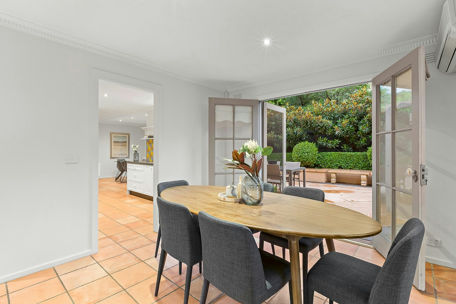 2/348 Beach Road, Black Rock, VIC