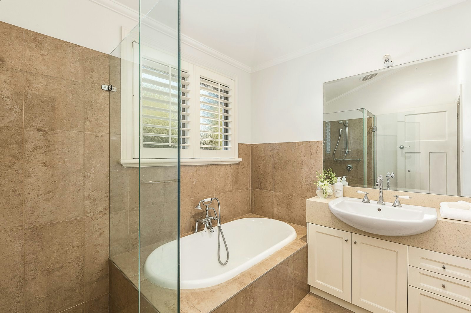 12 Lille Street, Surrey Hills, VIC