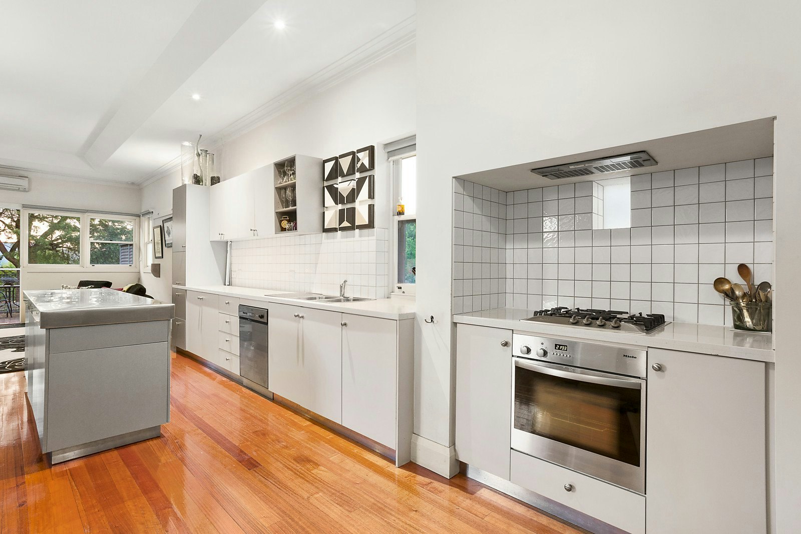 16 Calvin Street, Hawthorn, VIC