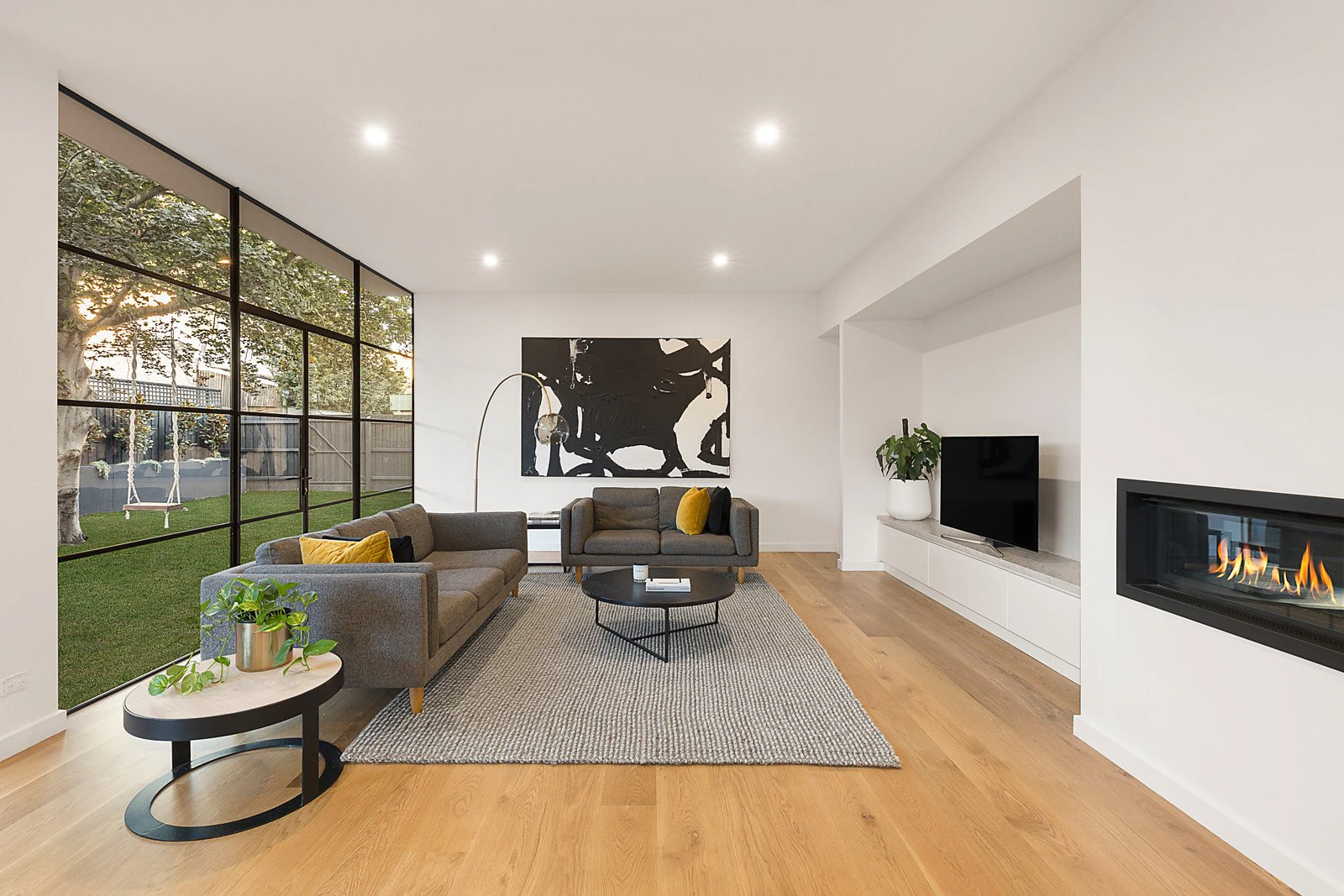 10 Chatham Road, Canterbury, VIC