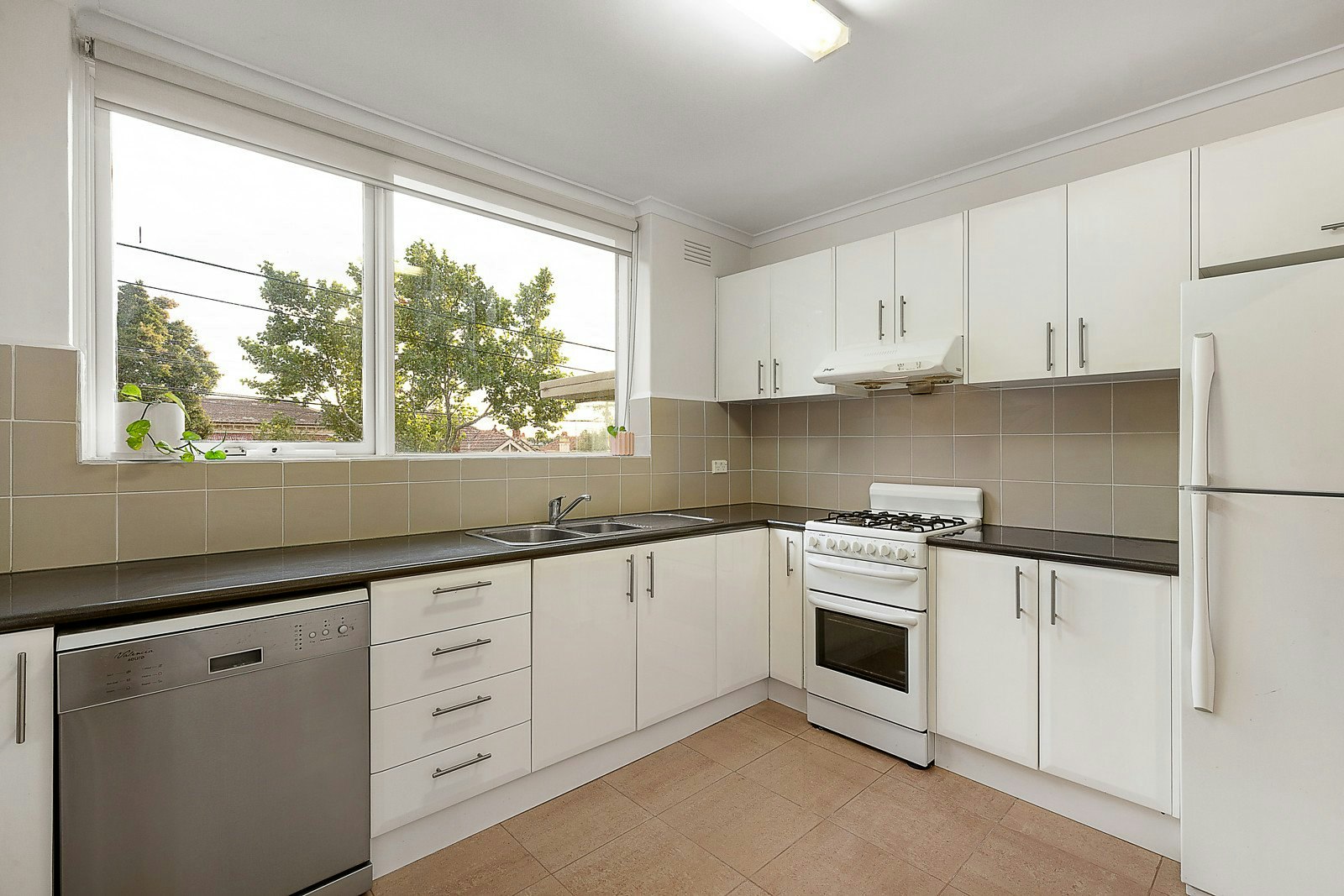 2/767 Malvern Road, Toorak, VIC