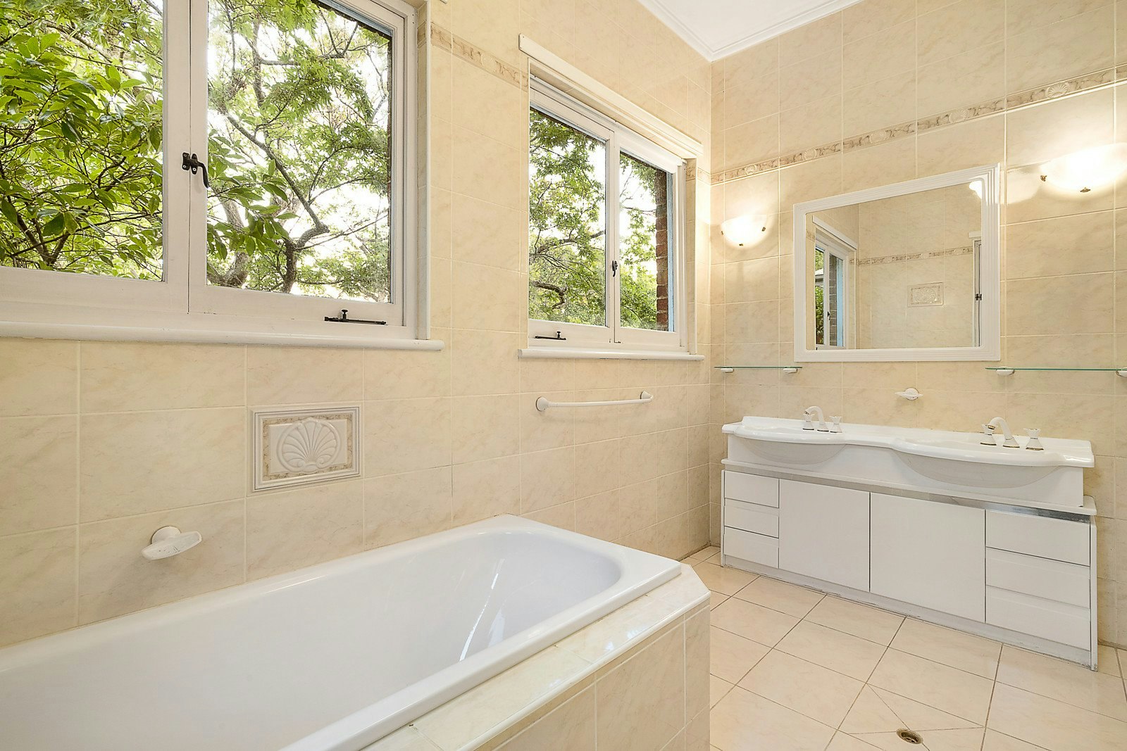 37 Christowel Street, Camberwell, VIC