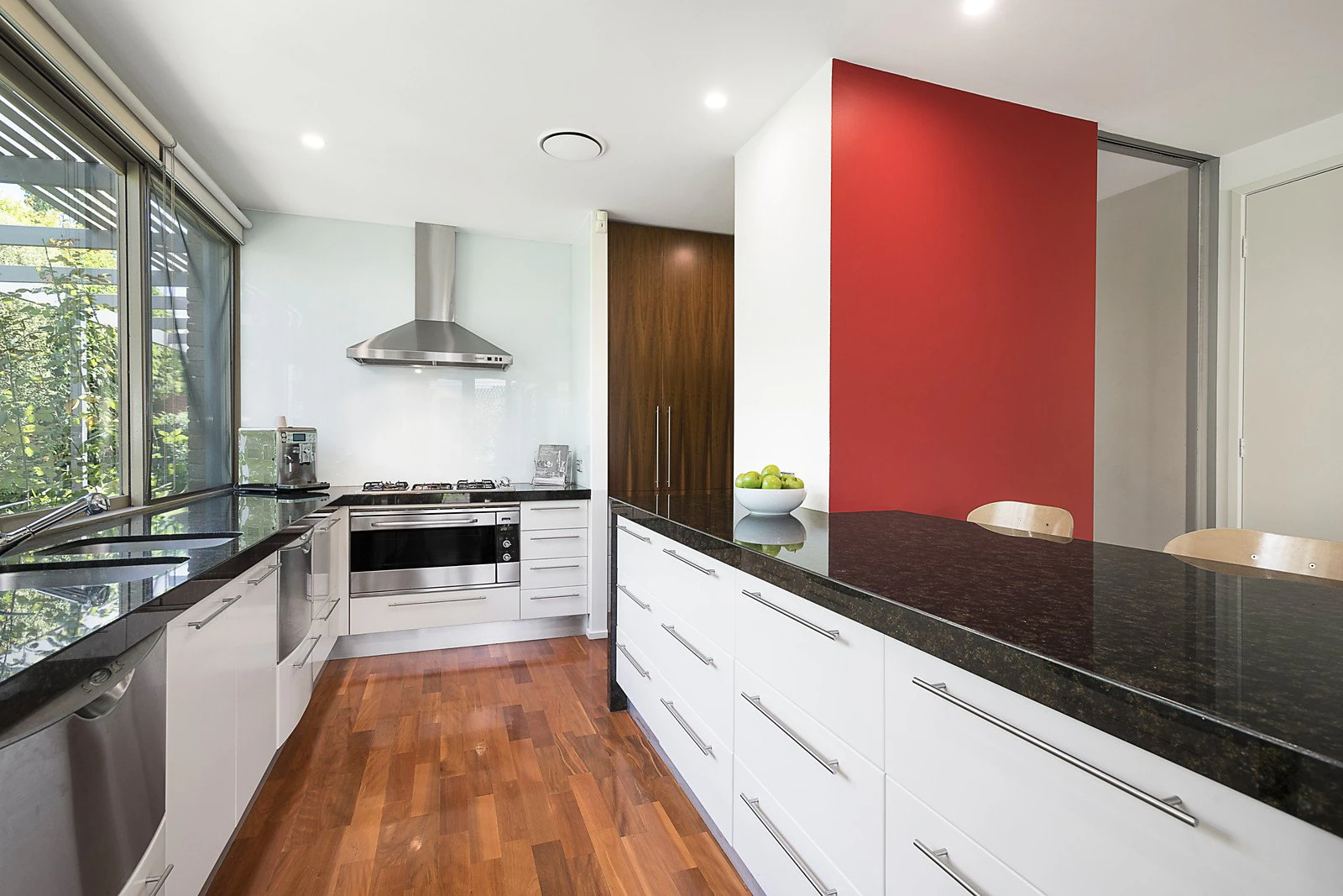 4 Elaroo Avenue, Camberwell, VIC