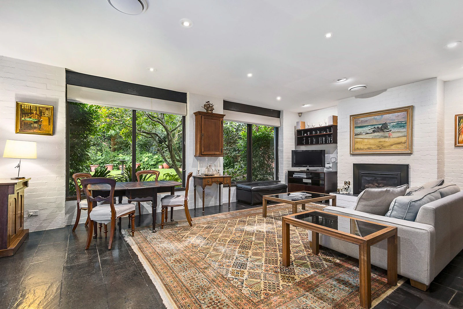 25 Woodside Crescent, Toorak, VIC
