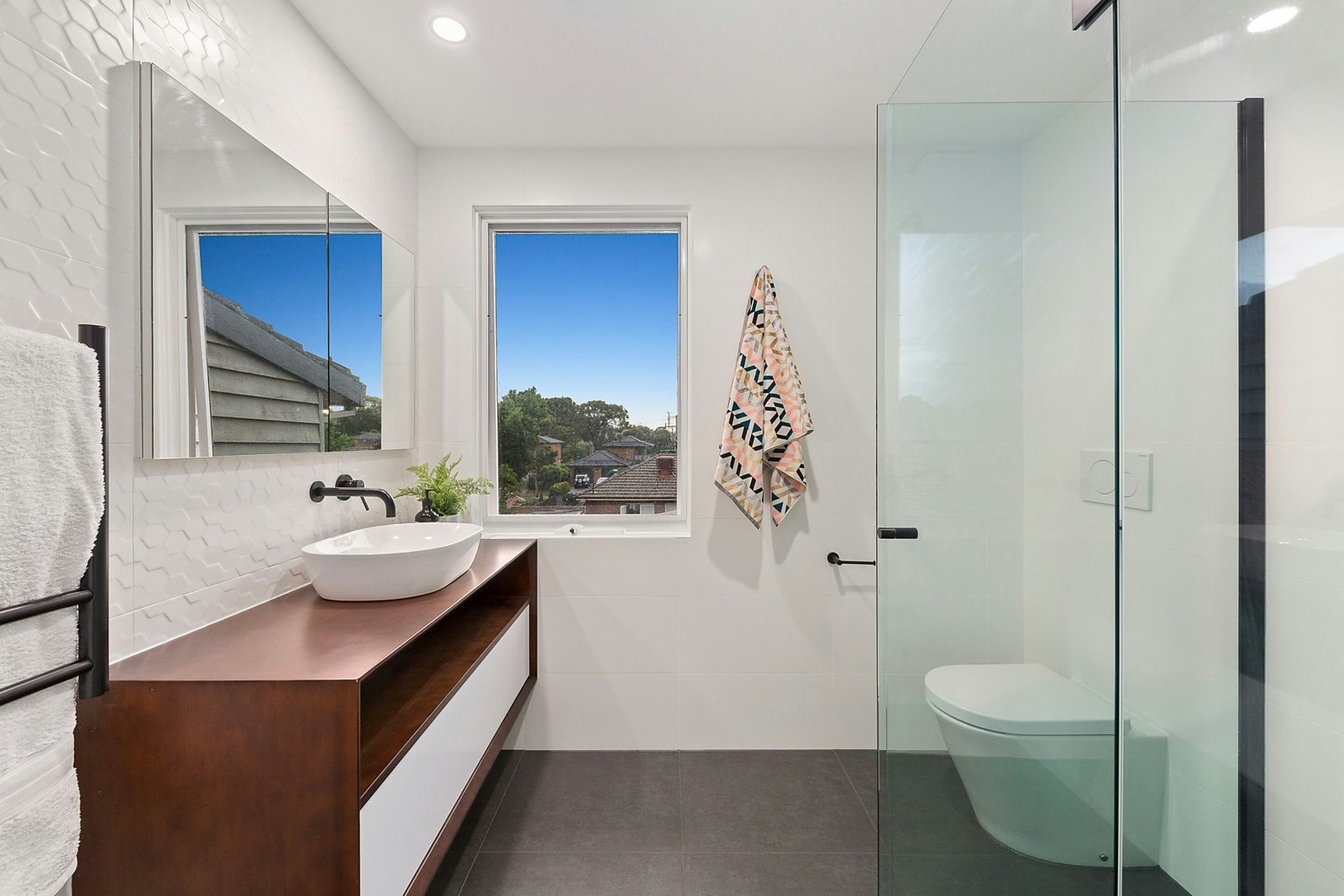 6 Richards Avenue, Glen Iris, VIC