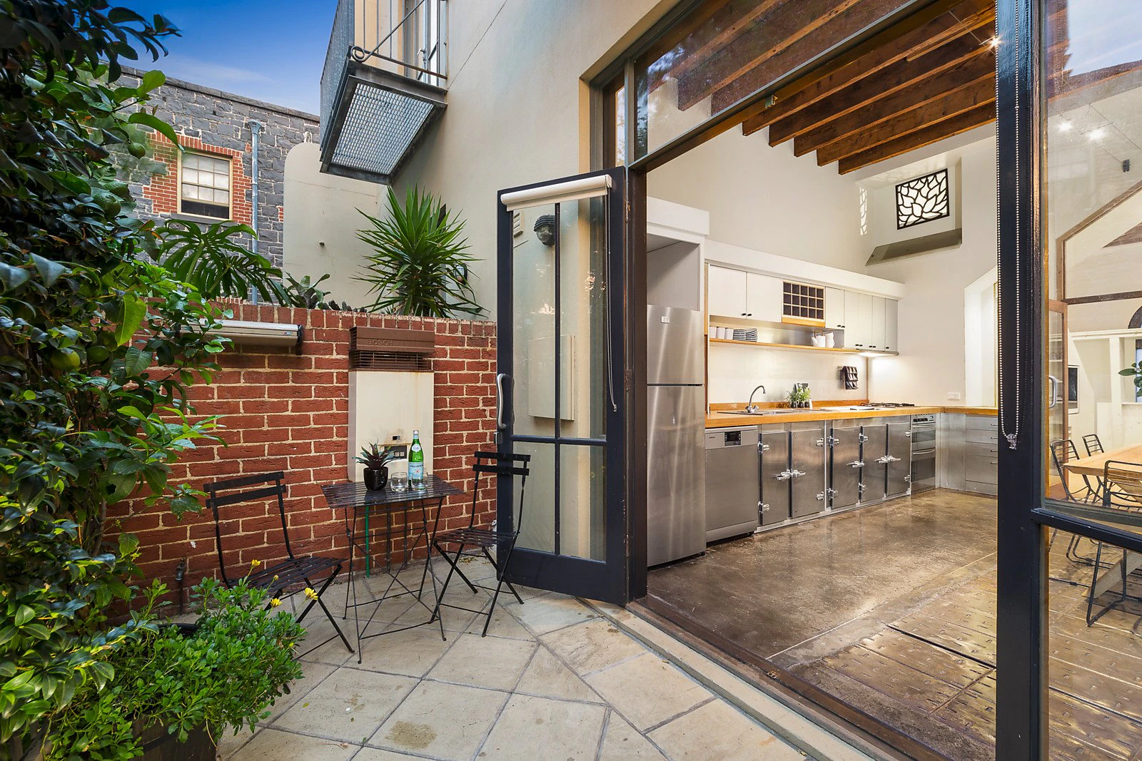 31 Stokes Street, Port Melbourne, VIC