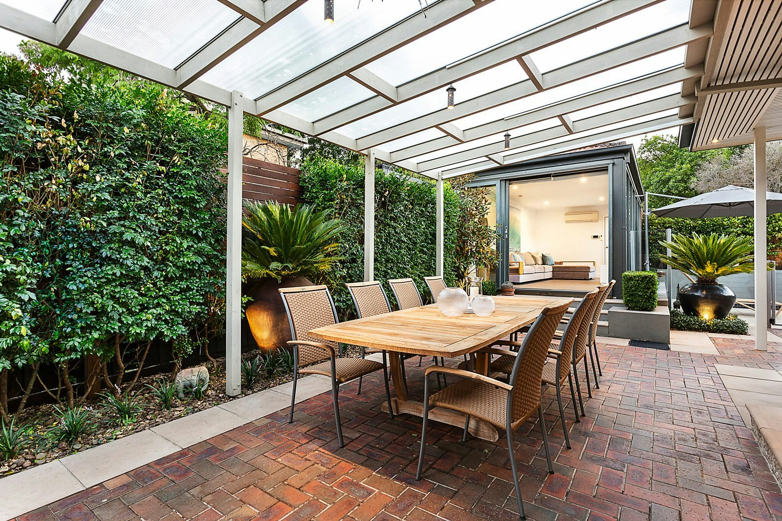 16 Cloverdale Road, Glen Iris, VIC