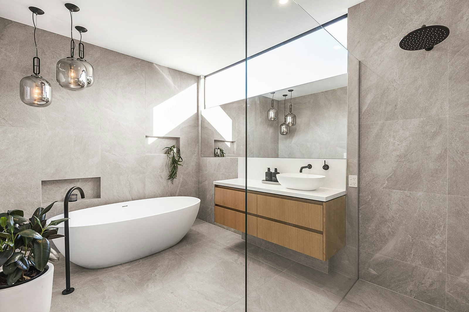 10 Chatham Road, Canterbury, VIC