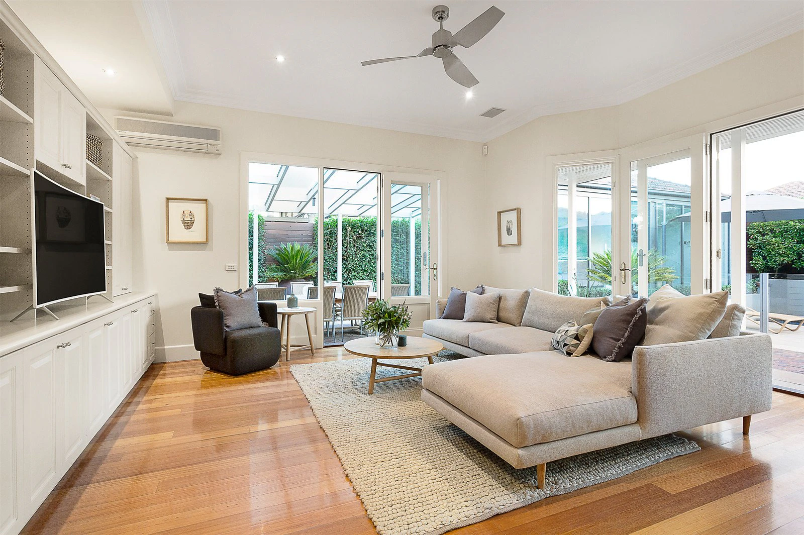16 Cloverdale Road, Glen Iris, VIC