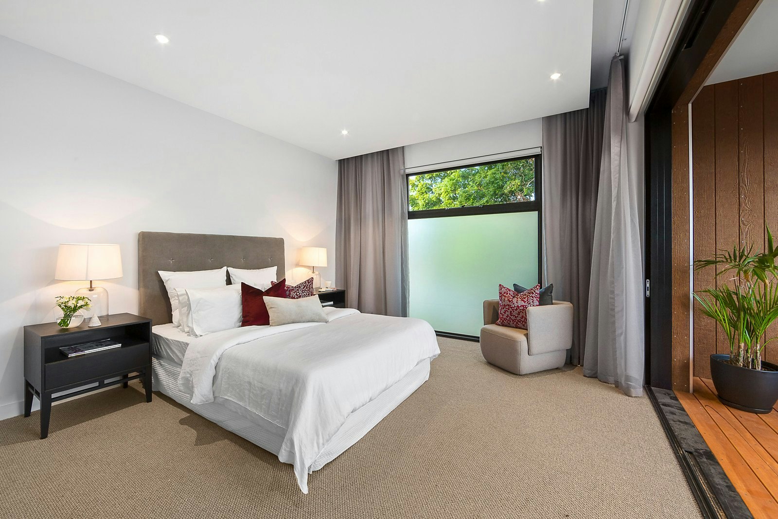 24 Van Ness Avenue, Glen Iris, VIC