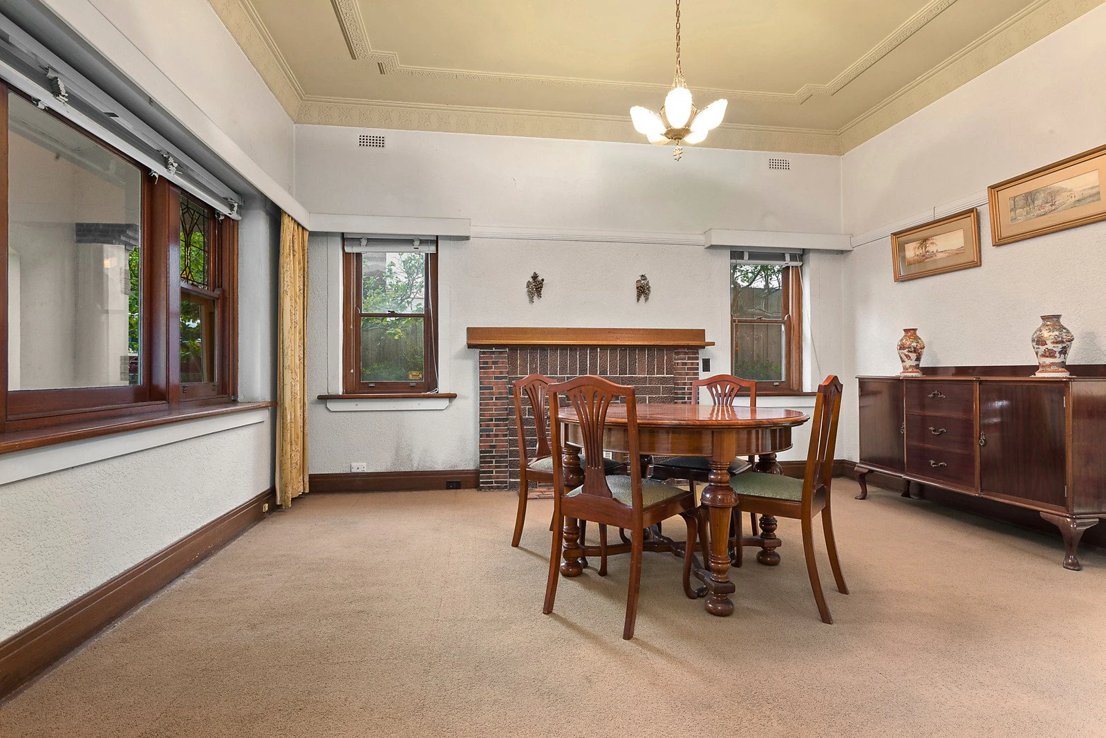 15 Lansell Crescent, Camberwell, VIC