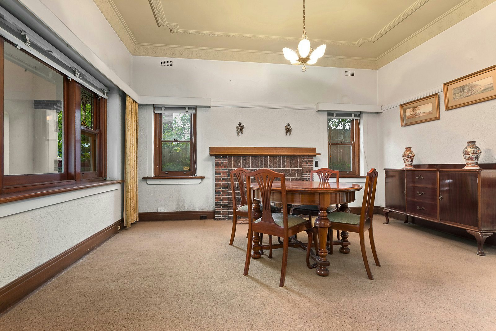 15 Lansell Crescent, Camberwell, VIC