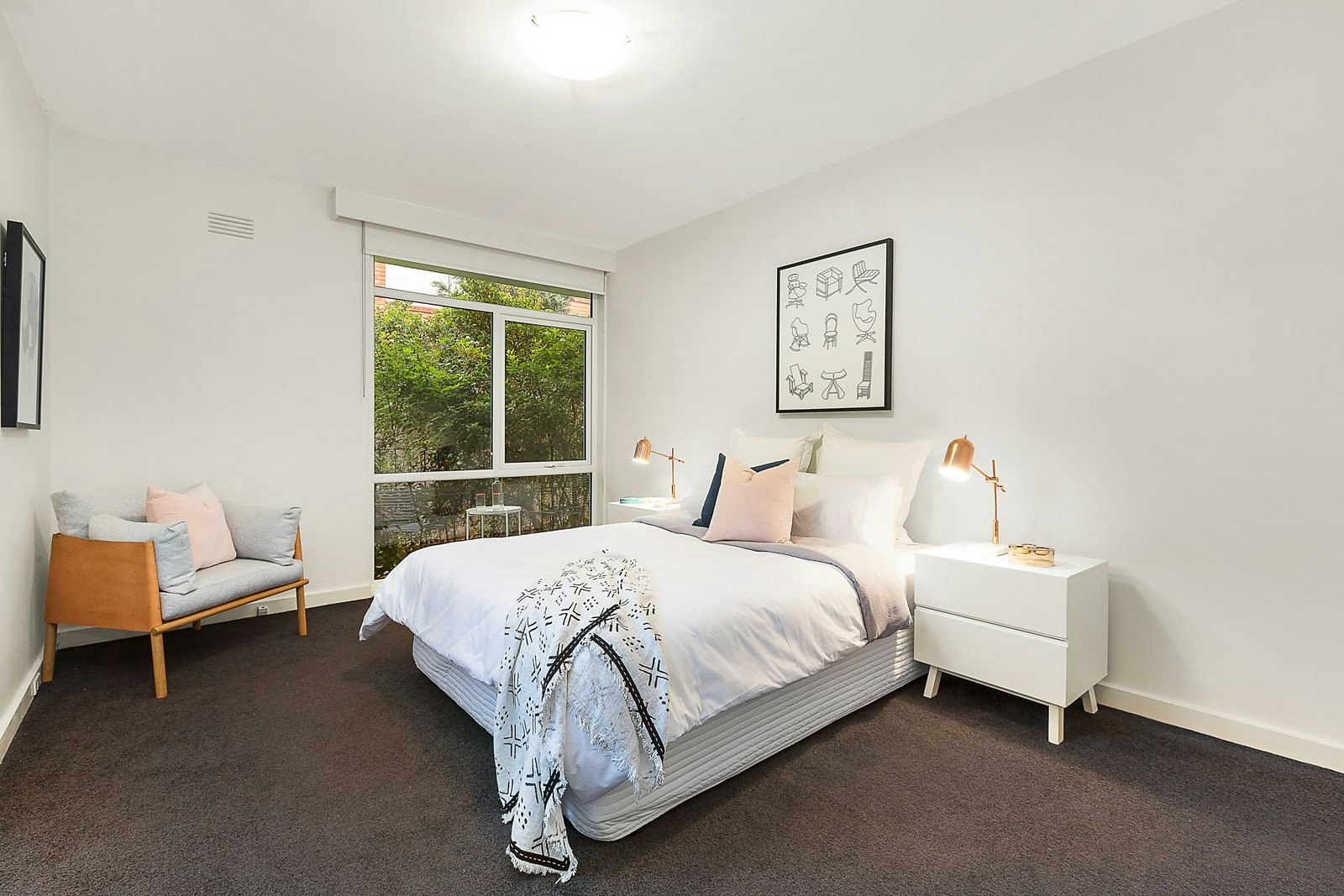 1/2 Maple Grove, Toorak, VIC