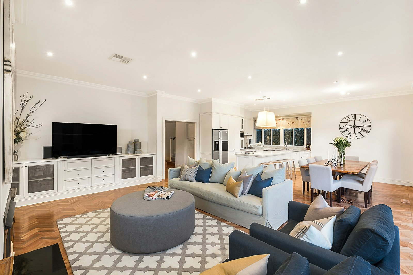 12 Lille Street, Surrey Hills, VIC