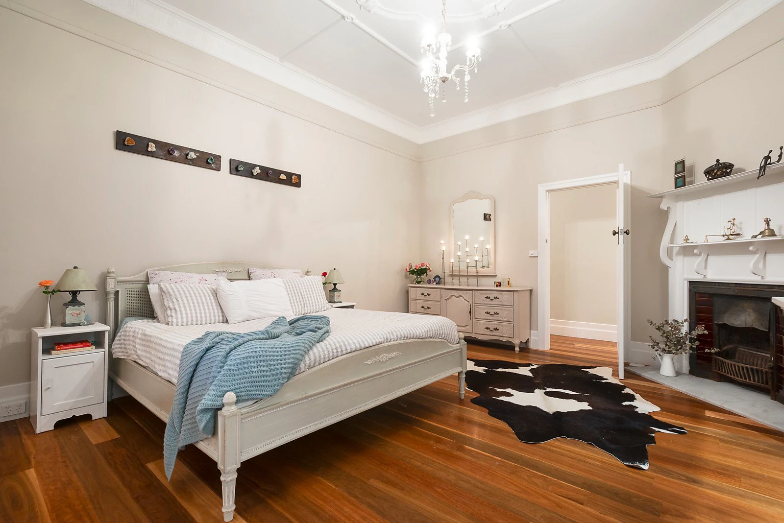 7 Glenvale Road, Glen Iris, VIC