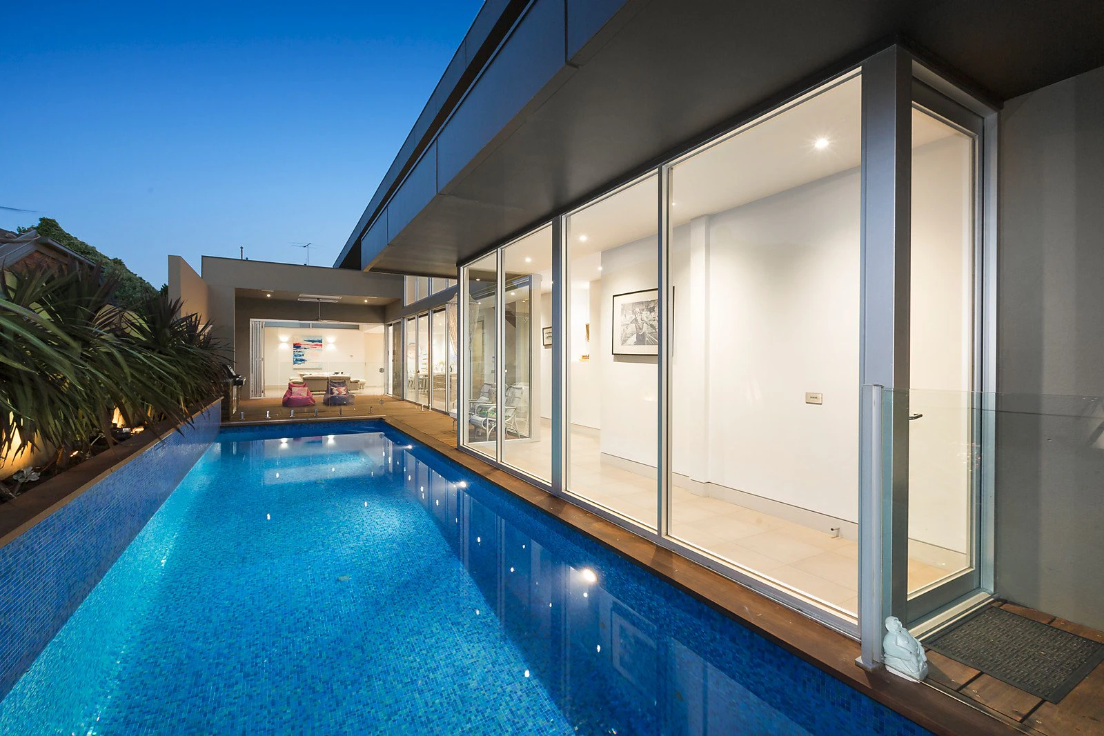 27a Irymple Avenue, Glen Iris, VIC