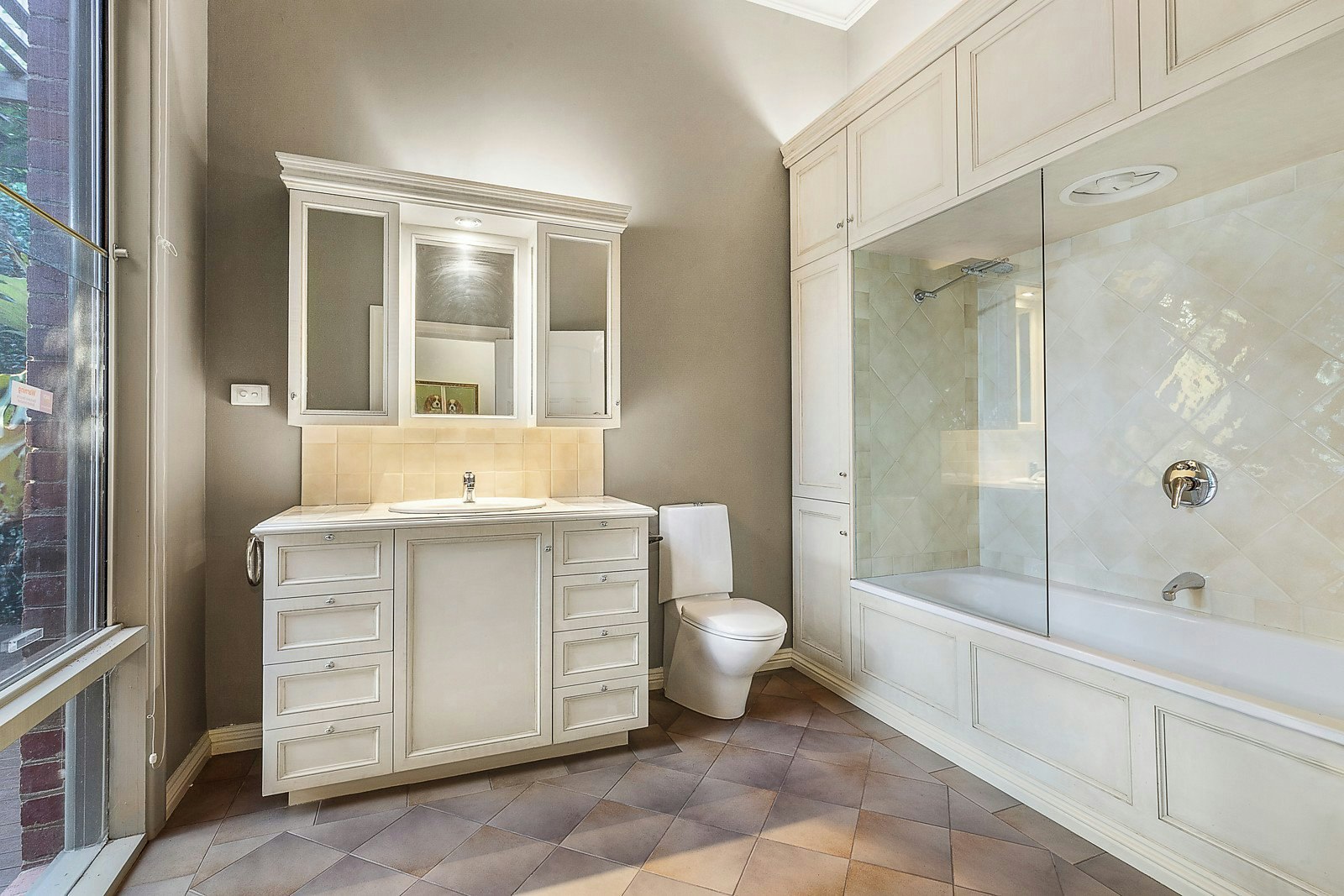 144 Canterbury Road, Middle Park, VIC