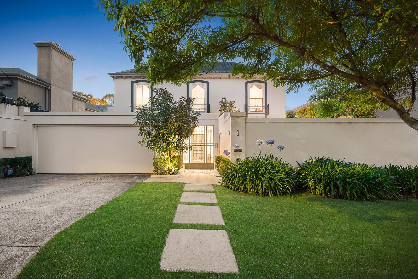 1 Cloverdale Avenue, Toorak, VIC