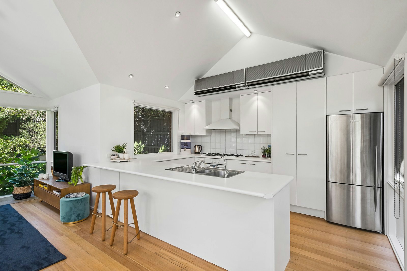 8 Henrietta Street, Hawthorn, VIC